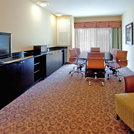 Holiday Inn Express Hotel & Suites Clemson - University Area, An Ihg Hotel Room photo