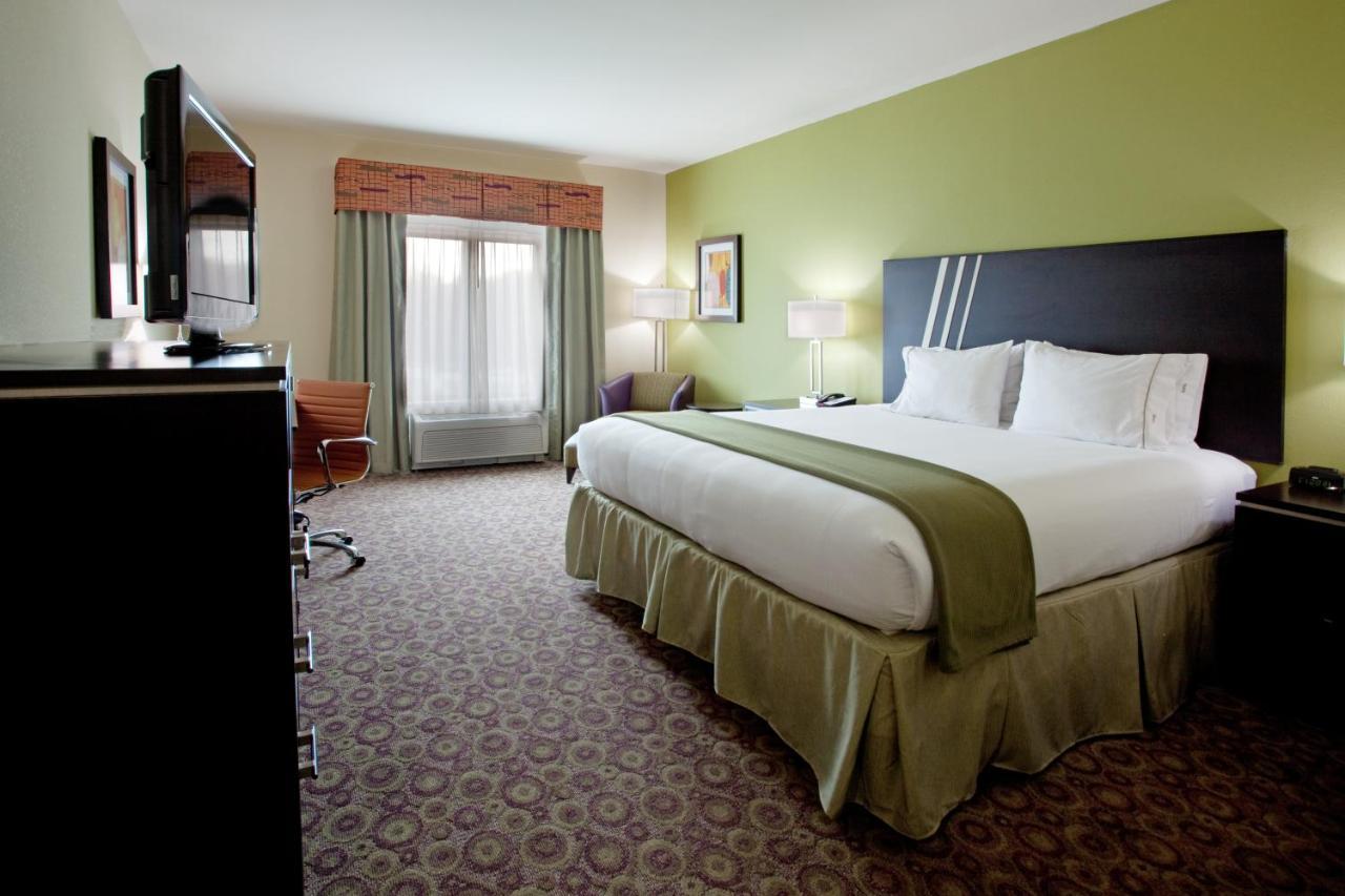 Holiday Inn Express Hotel & Suites Clemson - University Area, An Ihg Hotel Room photo